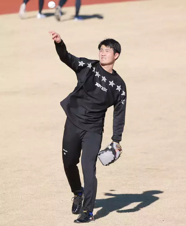 【日本ハム】巨人から移籍の菊地大稀が鎌ケ谷初訪問「どこ行ったらいいか、ずっとさまよってます（笑）」