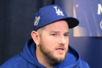 ドジャースが正三塁手と１年契約延長、最大２８年まで在籍へ