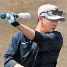 【巨人】吉川尚輝が屋外フリー打撃で快音連発！　２軍残留組のメニューを消化