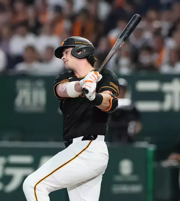 【巨人】ダルベックが先制適時打　相手先発・大野を「技巧派ですね」「打ててよかったです」