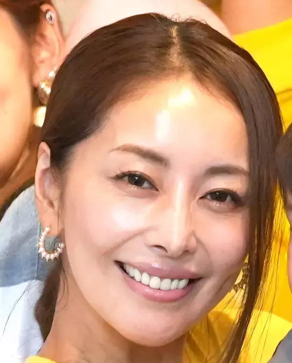 熊切あさ美「子供と触れ合う仕事は昔からの夢」子ども食堂で焼肉体験「生涯やっていきたい」ＮＰＯ法人の活動に参加