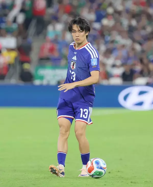 欧州移籍市場が最終局面へ　中村敬斗リヨンや菅原由勢カリアリの“駆け込み移籍”は実現なるか