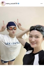 鈴木奈々「最近、区民プールにハマってます」ゴーグル姿でポーズ！「お茶目」「めちゃくちゃかわいい」「楽しそう」