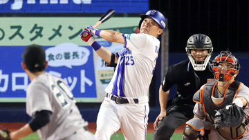 【ＤｅＮＡ】「村田さんを超えたとは全く思っていない」筒香嘉智、男・村田修一のハマスタ最多本塁打記録更新　背番号２５の先輩
