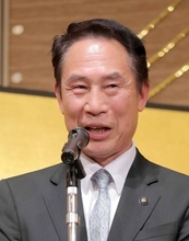 和歌山市・尾花正啓市長が公務復帰　昨年４月に膵臓がん公表も別の病気で先月から療養