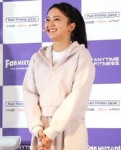 岡田結実、第１子出産後初の公の場で笑顔　出産発表から５０日「新生活が始まりました」