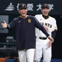 【巨人】坂本勇人の逆転サヨナラ３００号に阿部監督も我を忘れて大喜び「興奮して僕も選手のように…」「やっぱり持ってるな」
