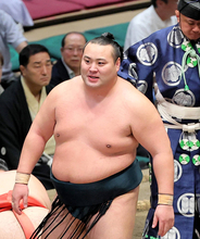 十両・北の若が三つどもえの決定戦を制して悲願の初優勝「関取になってから一番いい場所だった」