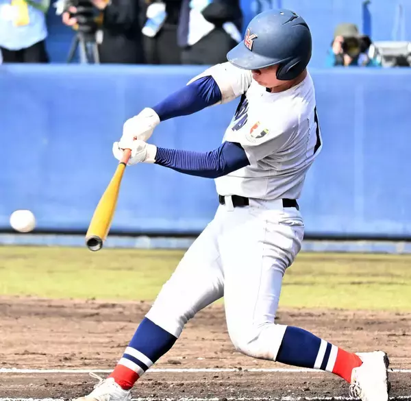 【高校野球】横浜　健大高崎倒し２年ぶり５度目の明治神宮大会出場　エース左腕・小林鉄三郎は５回途中２失点