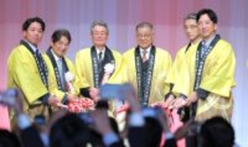 ミスタータイガース掛布雅之氏「野球をやっていた１５年も今も夢」大阪市内で野球殿堂入りを祝う会