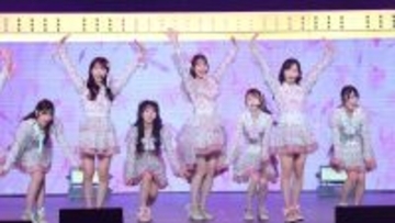 ＡＫＢ４８　２０周年公演が開幕　初日のＯＧゲストは柏木由紀　今年５月以来の出演に苦笑い「出すぎだよね…」
