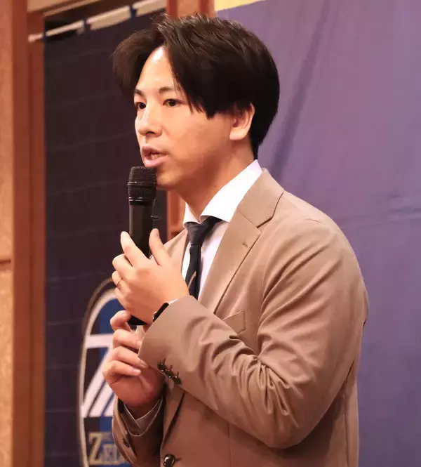 町田・上田武蔵ＣＯＯ　不適切指導と発言でけん責処分の黒田剛監督を巡る騒動に「不安を与えてしまい申し訳ない」