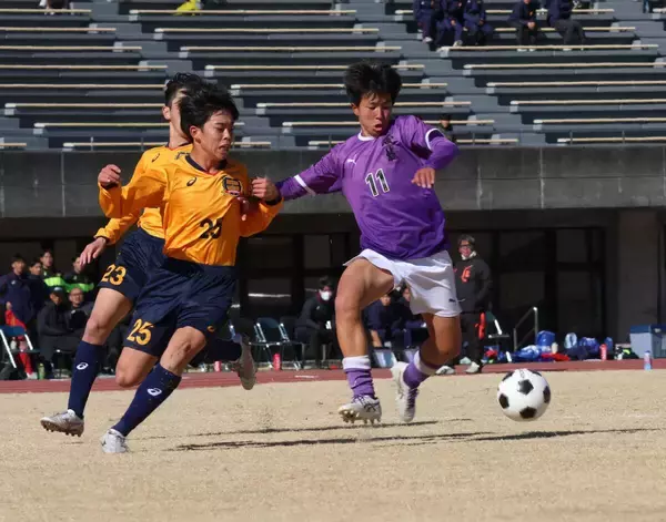 【高校サッカー】静岡県新人戦の４強決定…藤枝東は藤枝ダービーを制し静岡学園は大勝…常葉大橘と磐田東も３１日の準決勝へ