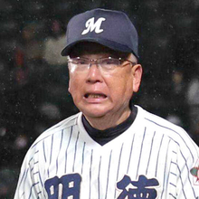 【高校野球】７０歳の名将・馬淵史郎監督、まさかの優勝インタビュー“やり直し”　スイッチが切れるハプニング→同じコメントを丁寧に“再現”