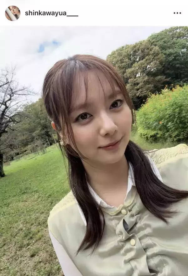 ７年前にロケバス運転手と電撃婚　新川優愛が「ずーっとカワイイ」　近影に「なんて妖艶なんだ」「顔も国宝」と反響