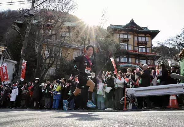 【箱根駅伝】日大、１２年ぶりシード権へ往路９位　５区鈴木孔士は「小学校の卒業文集に書いた夢の舞台」で力走