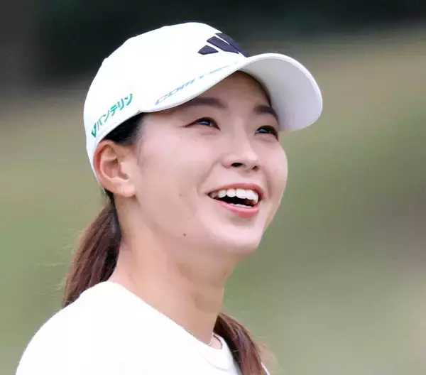 古江彩佳は６９で４打差４位、本格参戦初戦の原英莉花は２３位、今季初戦の渋野日向子も３５位で予選突破