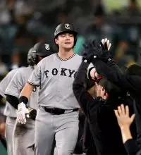 【巨人】殊勲弾のダルベック、マー君と“ライバル”だった…「素晴らしい投手」ダルは元レッドソックス、田中将は元ヤンキース