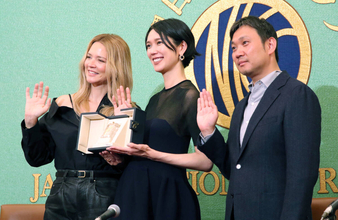 濱口竜介監督　カンヌ映画祭女優賞の２人は「人間性が素晴らしい」…凱旋会見で２人の魅力を明かす