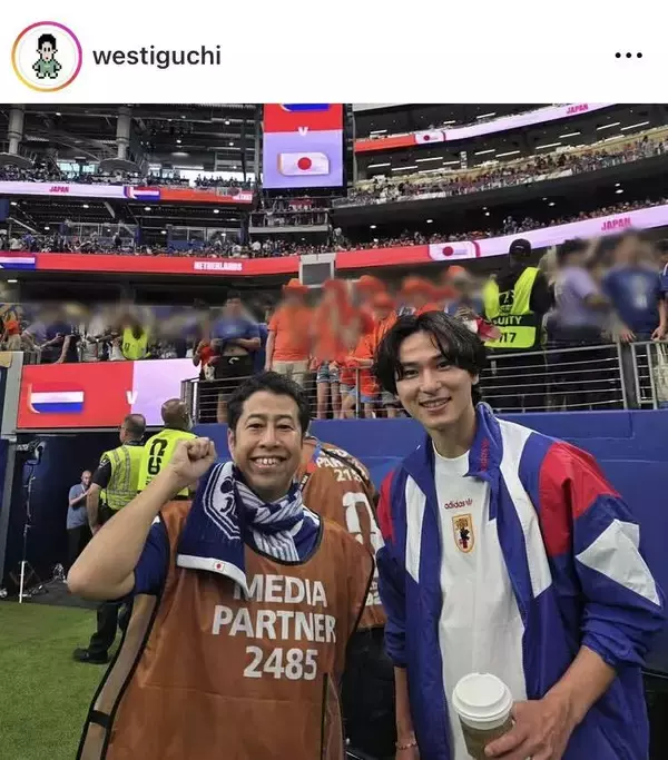 「すごい場所」Ｗ杯を現地取材中　森保ジャパン“中核”ＭＦと２ショット「笑顔が輝いてる」ウエストランド・井口浩之