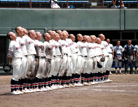 【高校野球】浦和学院が暑さ対策でサウナトレーニングを導入　２安打３打点の西村虎龍「去年と比べた時の体調の良さというのは感じている」…埼玉大会