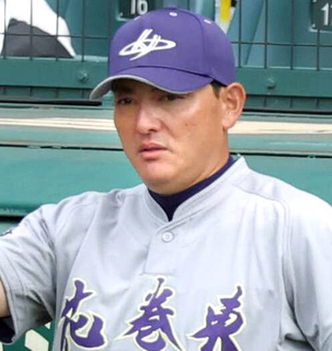 【甲子園】花巻東・佐々木洋監督、横浜との初対決へ「目標にしているだけではなく、そういうチームを越えて勝てるように」１８日準々決勝