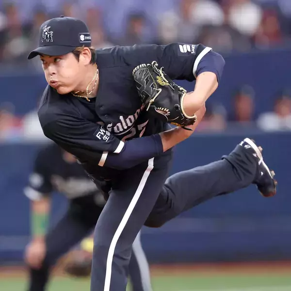 【オリックス】九里亜蓮が６回に急変…連続四球から逆転打浴び４失点降板　ベンチでうなだれる