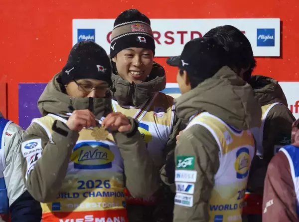 【ジャンプ】日本男子団体が初優勝の快挙　フライング世界選手権