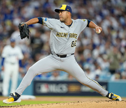 菅野だけじゃない！　ロッキーズが昨季１１勝の３７歳左腕キンタナを獲得