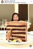 「「ステーキを食べられるほど、回復しました」虫垂炎手術で休養の菊間千乃氏、ステーキ＆ケーキで快気祝い」の画像1