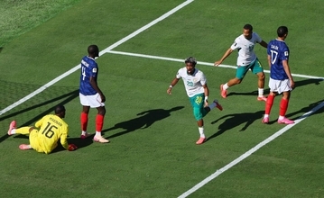 【Ｗ杯】セネガルが黒星発進　３４歳エースＦＷマネが無得点…強豪フランスに１―３