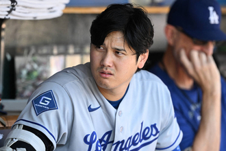 大谷翔平、１００％にならなかった左膝　右上腕二頭筋も回復に至らず　投手復帰プラン白紙、完全休養検討も…ロバーツ監督「打線には入る」