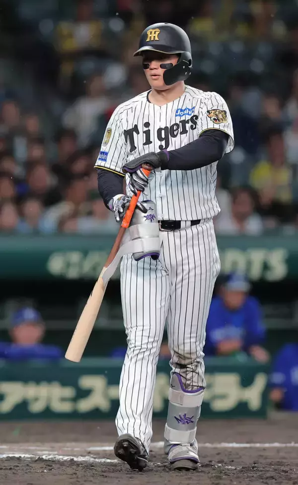 【阪神】森下翔太、球団シーズン最多タイの１７個目の死球受けるも「多いことに関しては何とも思ってないです」