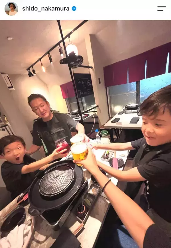 中村獅童　２人の息子と幸せいっぱい誕生日ショットを公開