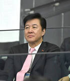 「【バレー】女子は大阪Ｍが日本一　表彰式では日本協会・川合俊一会長がプレゼンター」の画像1