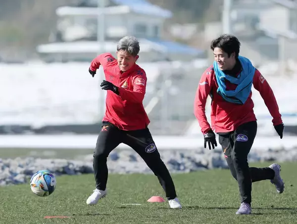 Ｊ３福島・三浦知良チーム初練習「みんなと一緒に成長していきたい」