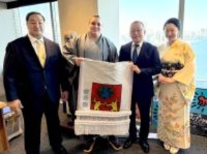 新大関Ｖの安青錦の秘話　亡き恩師寄贈のキース・へリングまわしが力の源