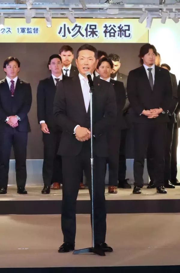 【ソフトバンク】小久保裕紀監督が侍ジャパンで大不振の近藤健介に激励メール　「やってやれ健介」に「やったります」の返信