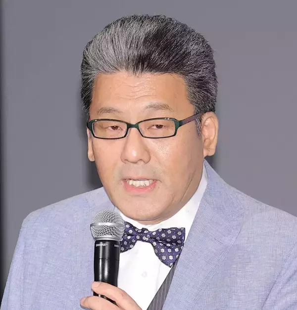 「みんなでどんどん蝶ネクタイしましょう」…「Ｍ！ＬＫ」吉田仁人「蝶ネクタイ姿」に「めざましテレビ」軽部真一アナが呼び掛ける