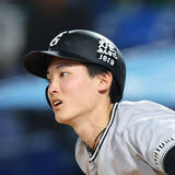 「【巨人】浦田俊輔、２安打も途中交代　橋上監督代行が「軽く熱中症っぽい症状」と説明」の画像1