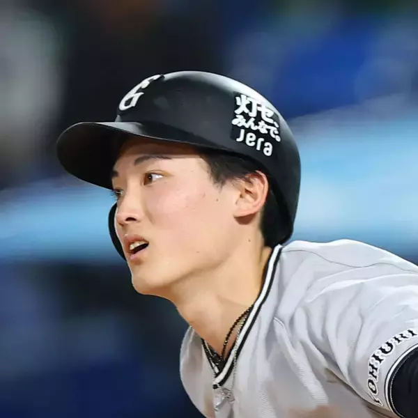 【巨人】浦田俊輔、２安打も途中交代　橋上監督代行が「軽く熱中症っぽい症状」と説明