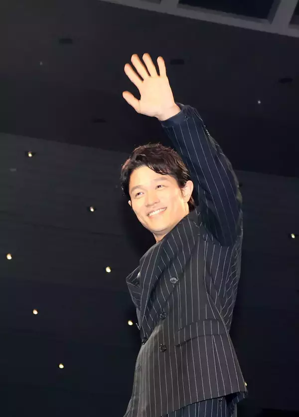 鈴木亮平　映画「ＴＯＫＹＯ　ＭＥＲ」第３弾に手応え「エンタメだから描ける理想がある」試写会に応募４万５０００件