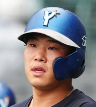 【ＤｅＮＡ】井上朋也が移籍後１号でリードを広げる　とびきりの笑顔で生還