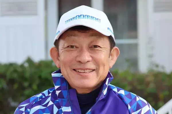 【凱旋門賞】アドマイヤテラは追い切り翌日、角馬場で１時間の運動　会見出席の友道調教師「このひと追いで良くなった」