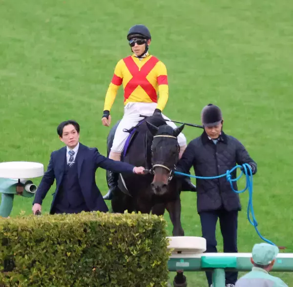 【ホープフルＳ】ジャスティンビスタが初黒星８着　「気難しさが解消してくれたら」北村友一騎手が課題指摘