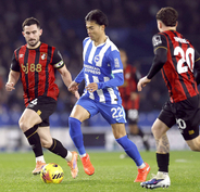 三笘薫「成長させてくれている場所」　プレミアリーグ出場１００試合到達　妻クリア夫人にも言及