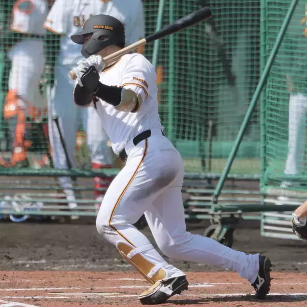 【巨人】石塚裕惺がまたヒット！　キャンプで実戦形式で５打数４安打