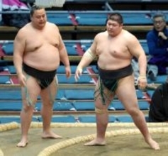 幕下最下位格付け出しの不動豊（ふどうほう）が白星デビュー　しこ名は「闘いに一直線という感じで気に入っている」