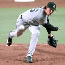 【巨人】ウィットリーが一発浴びてＮＰＢ初失点　２カード目初戦はイケメン剛腕助っ人