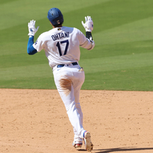 大谷翔平が衝撃６号　１２試合＆６０打席ぶり待望の一発に本拠地が熱狂「もう少し我慢しながら改善したい」…移籍後ワーストのトンネルを脱出、難敵・今永からは復調マルチ